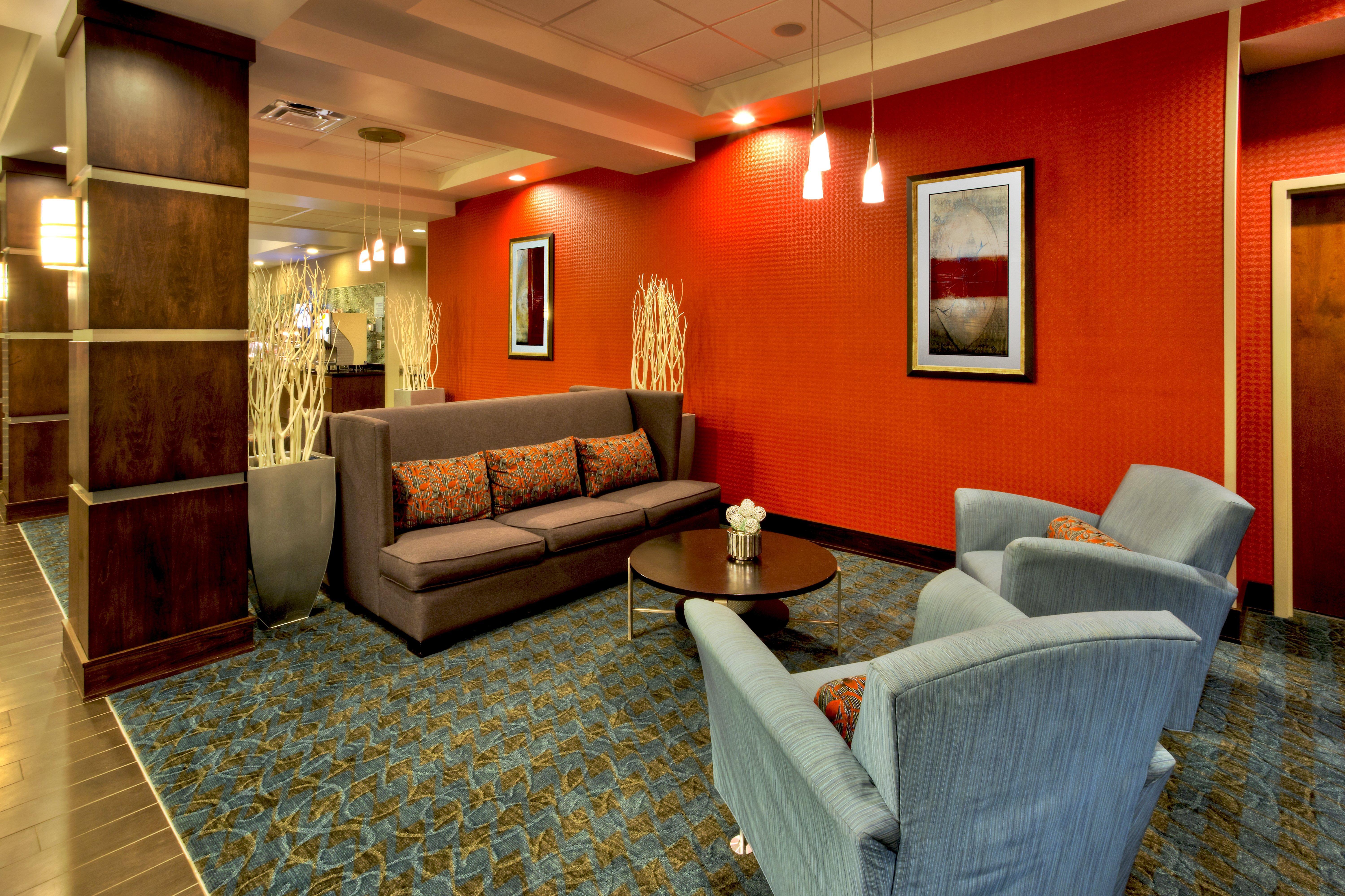 Holiday Inn Express & Suites Oak Ridge, An Ihg Hotel Exterior photo